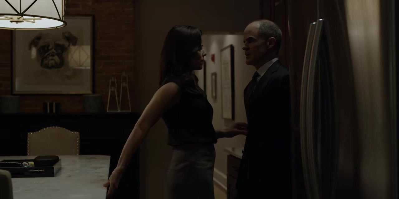 Neve campbell house of cards sex scene