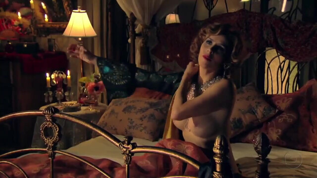 Juliana Paes sexy, Leona Cavalli nude - Gabriela s01e01 (2012)