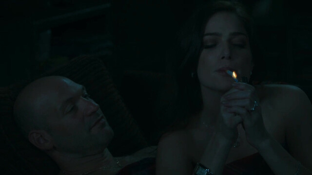 Janet Montgomery sexy - The Romanoffs s01e02 (2018)