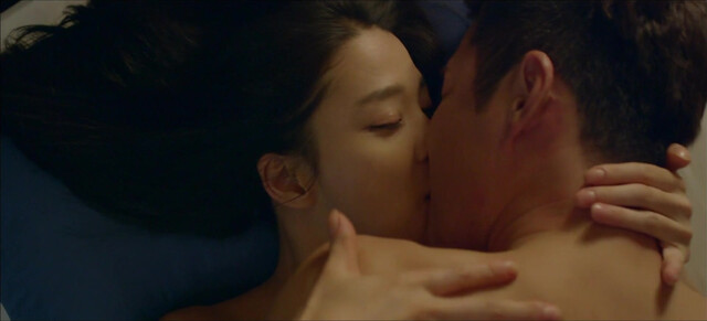 Han Go-eun sexy - Black Hand (2015)