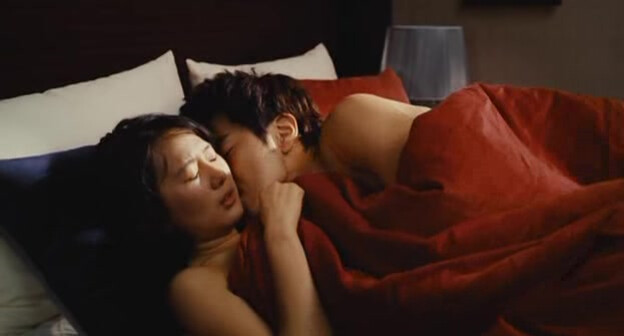 Yoon Jin-seo sexy, Kim Hye-soo nude - A Good Day to Have an Affair (2007)