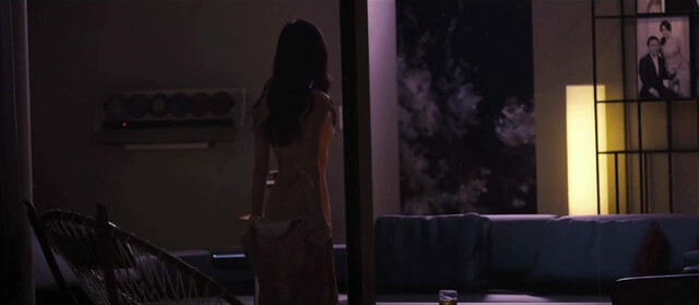 Park Si-yeon nude, Yoon-Jae nude - The Scent (2012)