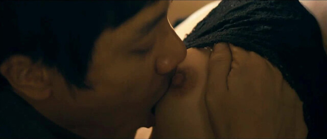 Park Si-yeon nude, Yoon-Jae nude - The Scent (2012)