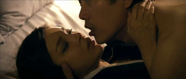 Park Si-yeon nude, Yoon-Jae nude - The Scent (2012)