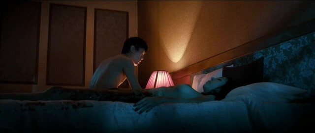 Park Si-yeon nude, Yoon-Jae nude - The Scent (2012)