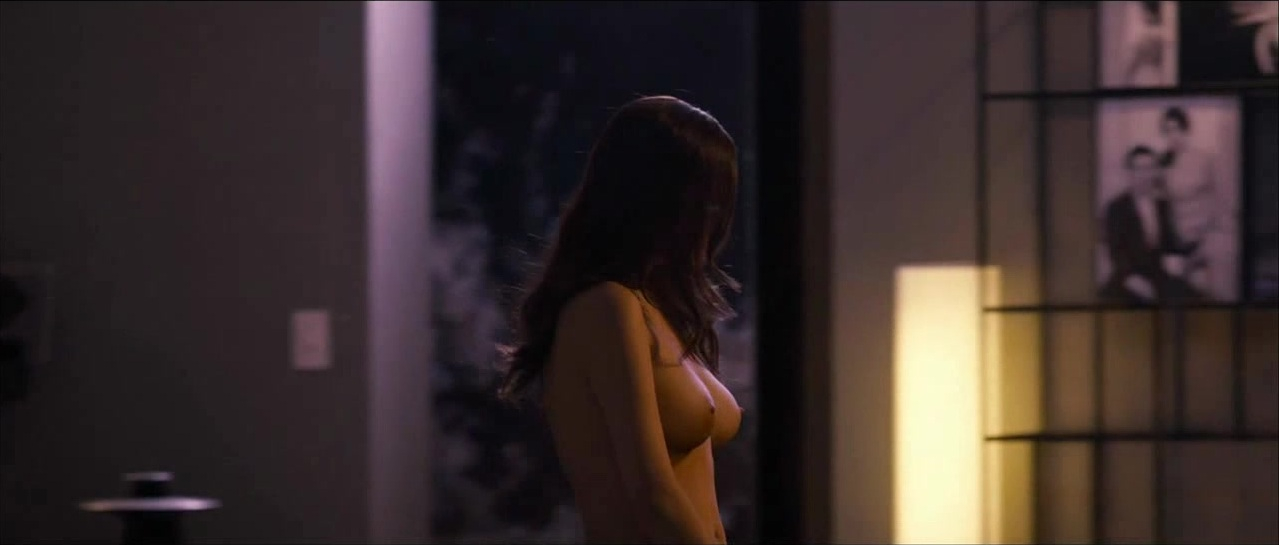 Park Si-yeon nude, Yoon-Jae nude - The Scent (2012). 