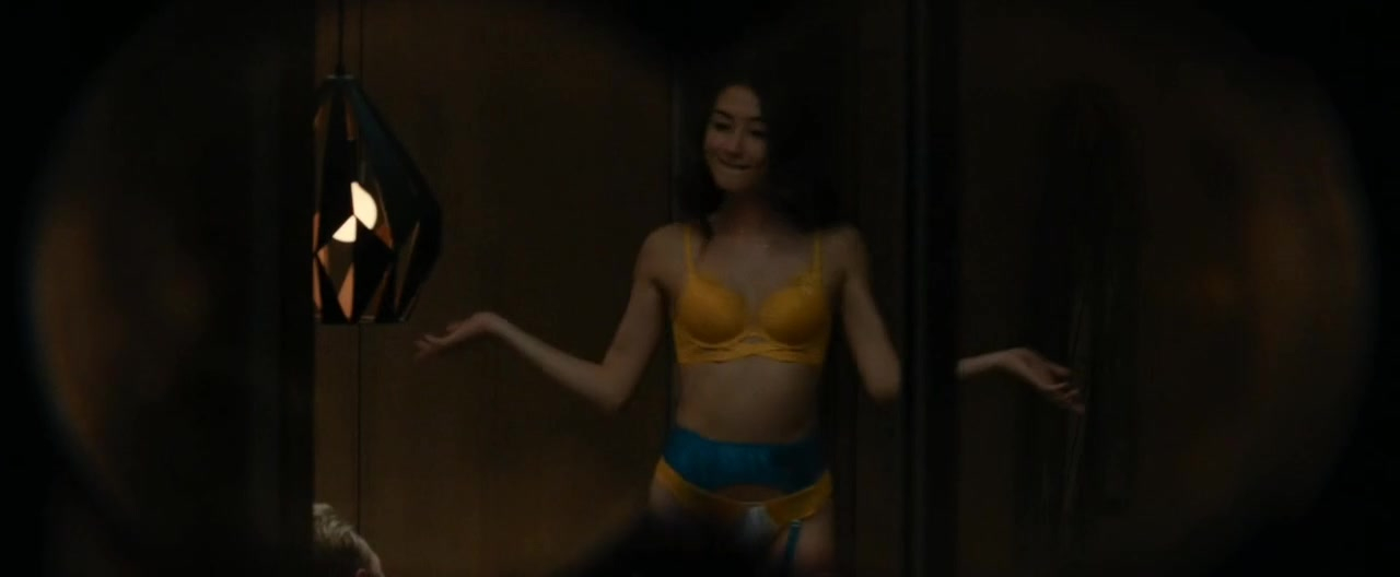Natasha Liu  nackt