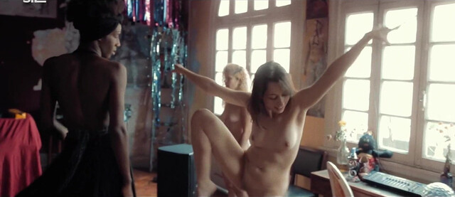 Nude Video Celebs Carol Melgaço Nude Daiane Brito Nude 30 Years