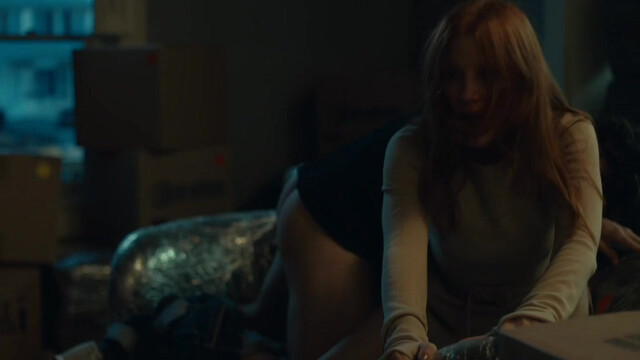 Jessica Chastain sexy - Scenes From a Marriage (2021)