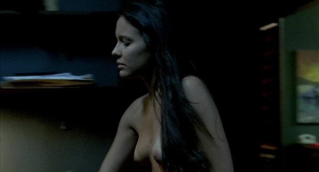 Zezé Polessa nude, Juliana Knust nude - Achados e Perdidos (2007)