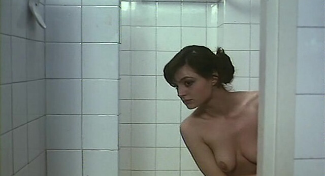Azucena Hernandez nude - El erótico enmascarado (1980) .