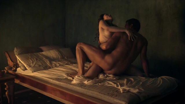 Hanna Mangan Lawrence nude - Spartacus s02e07 (2012)