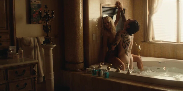 Lily James nude - Pam and Tommy s01e02-03 (2022)