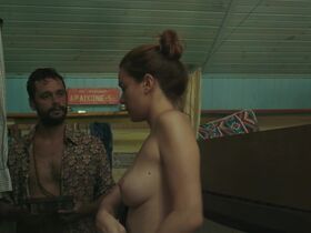Mariana Molina nude, Aline Fanju nude - O Buscador (2019)