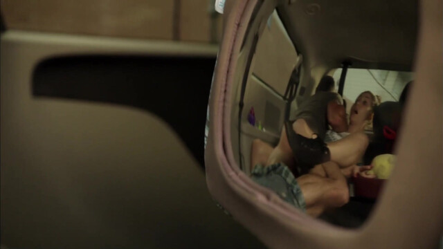Emmy Rossum sexy - Shameless s02e03 (2012)