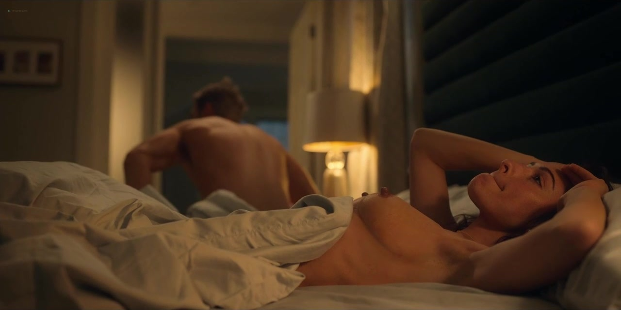 Nude Video Celebs Sarah Shahi Nude Sex Life S01e01 2021 