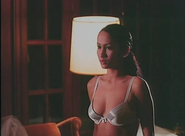 Ina Raymundo nude – Madame X (2000)
