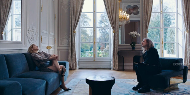 Lea Seydoux sexy – France (2021)