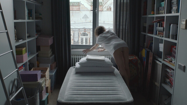 Kseniya Rappoport nude – At Close Distance (Na blizkom rasstoyanii) (2021)