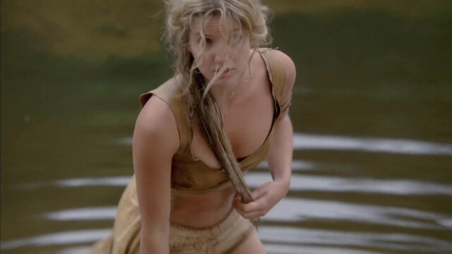 Annabelle Wallis sexy - The Lost Future (2010)