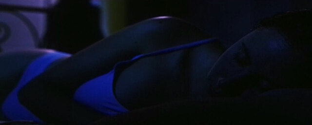Veronica Visentin nude, Sofia Vigliar sexy – Carmilla (2005)