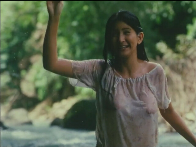 Rica Peralejo nude, Maui Taylor nude – Hibla (2002)