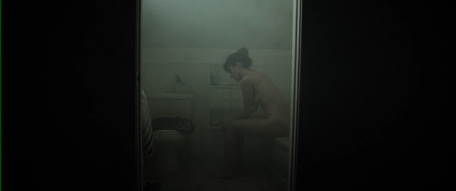 Isabelle Fuhrman nude – The Novice (2021)