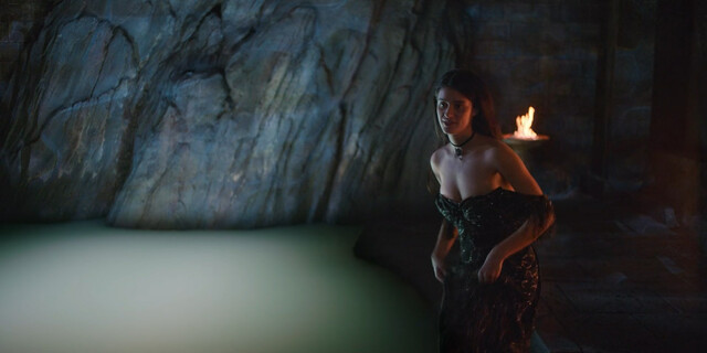 Freya Allan sexy, Agnes Born nude, Anya Chalotra sexy – The Witcher s02e01e03 (2021)