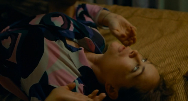 Emmanuelle Beart nude, Alix Coudray nude, Cassandre Chambraux nude, Marie Zabukovec nude – L'etreinte (2021)