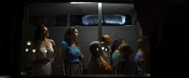 Luisa Ranieri nude, Cristiana Dell'Anna sexy, Sofya Gershevich sexy – The Hand of God (E stata la mano di Dio) (2021)