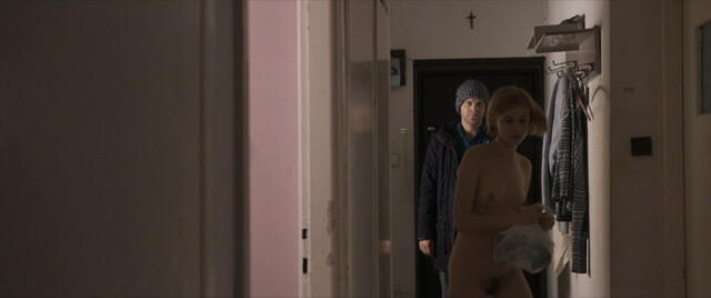 Daria Polasik-Bulka nude, Marta Scislowicz nude, Monika Janik nude, Joanna Niemirska nude – Land (Kraj) (2021)