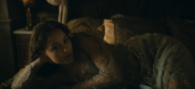 Dominique Devenport nude, Paula Kober sexy – Sisi s01e01-05 (2021)