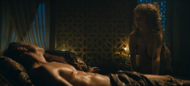 Dominique Devenport nude, Paula Kober sexy – Sisi s01e01-05 (2021)