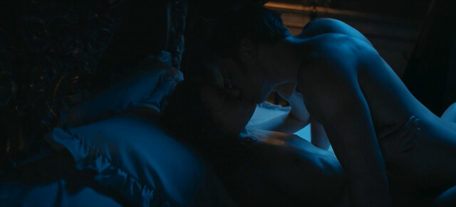 Dominique Devenport nude, Paula Kober sexy – Sisi s01e01-05 (2021)