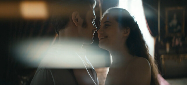 Dominique Devenport nude, Paula Kober sexy – Sisi s01e01-05 (2021)