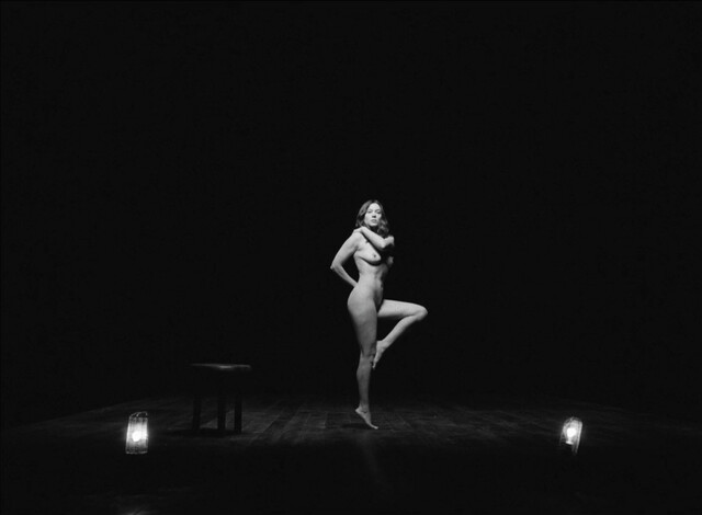 Lea Seydoux nude, Lyna Khoudri nude, Tilda Swinton nude – The French Dispatch (2021)