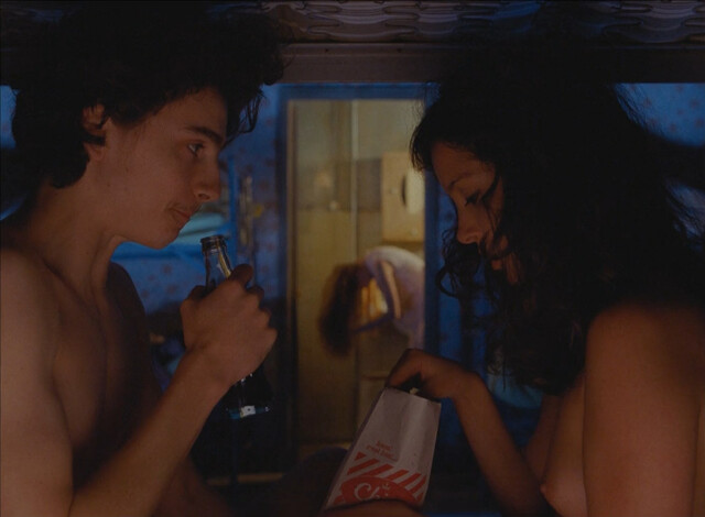 Lea Seydoux nude, Lyna Khoudri nude, Tilda Swinton nude – The French Dispatch (2021)