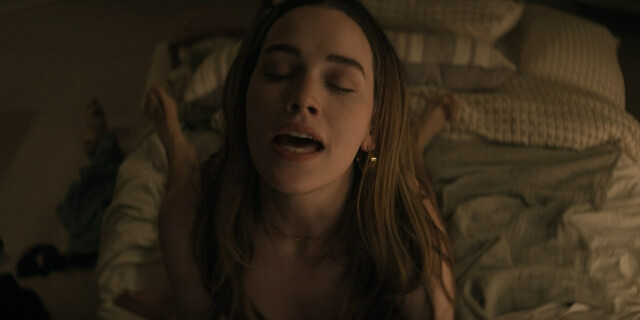 Victoria Pedretti sexy, Tati Gabrielle sexy, Shalita Grant sexy – YOU s03e01-08 (2021)