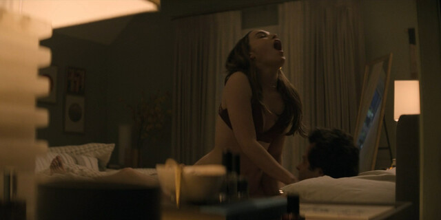 Victoria Pedretti sexy, Tati Gabrielle sexy, Shalita Grant sexy – YOU s03e01-08 (2021)