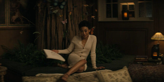 Victoria Pedretti sexy, Tati Gabrielle sexy, Shalita Grant sexy – YOU s03e01-08 (2021)