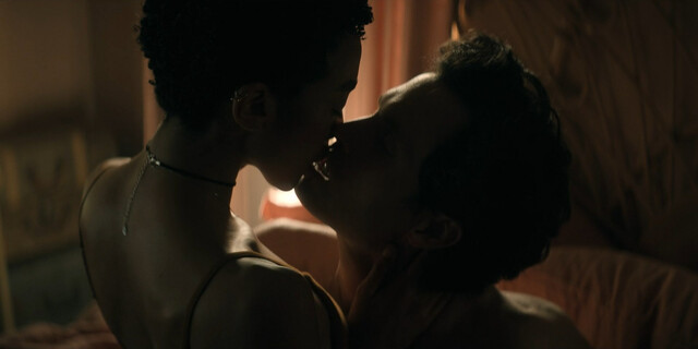 Victoria Pedretti sexy, Tati Gabrielle sexy, Shalita Grant sexy – YOU s03e01-08 (2021)