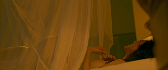 Cindy Miranda nude, Sunshine Guimary nude – House Tour (2021)