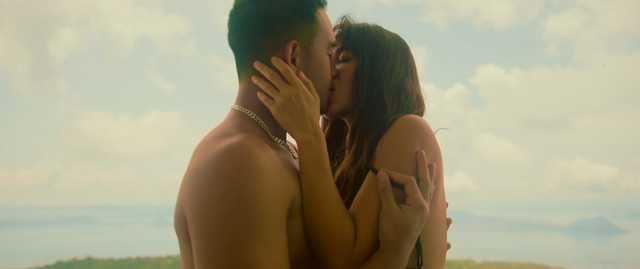 Cindy Miranda nude, Sunshine Guimary nude – House Tour (2021)