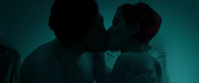 Cristine Reyes nude, Rhen Escano nude – UnTrue (2019)