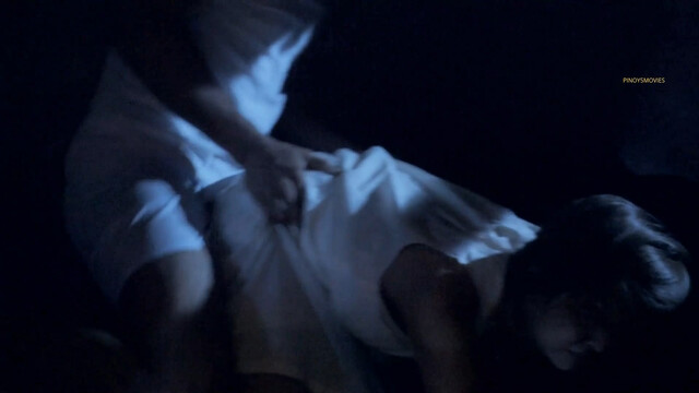 Bangs Garcia nude – Lauriana (2013)