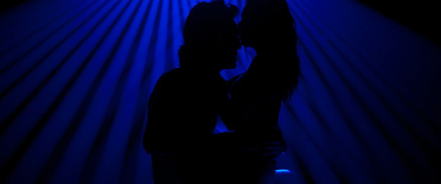 Melanie Olivares sexy, Maria Leon sexy, Aixa Villagran nude, Gisela Arnao nude, Pilar Castro sexy – More the Merrier (Donde caben dos) (2021)