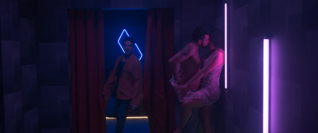 Melanie Olivares sexy, Maria Leon sexy, Aixa Villagran nude, Gisela Arnao nude, Pilar Castro sexy – More the Merrier (Donde caben dos) (2021)