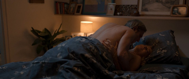 Melanie Olivares sexy, Maria Leon sexy, Aixa Villagran nude, Gisela Arnao nude, Pilar Castro sexy – More the Merrier (Donde caben dos) (2021)