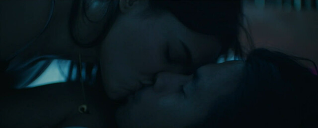 Lovi Poe nude, Rhen Escano nude – The Other Wife (2021)