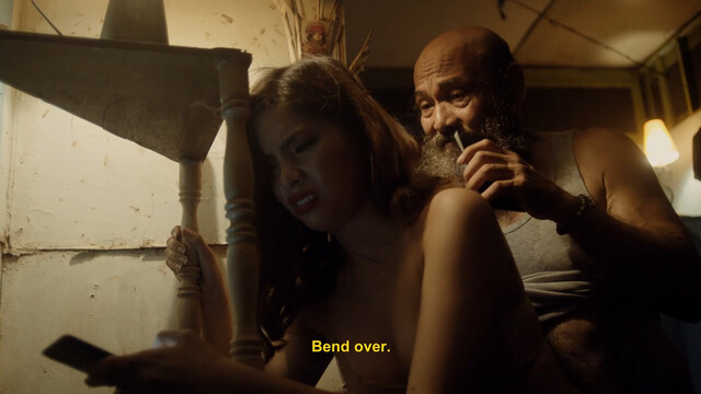 Sarah Patricia Gill sexy, Emma Ribbot sexy – Sitsit (2020)